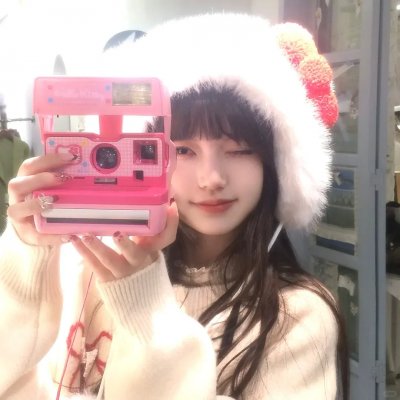 老婆跑路我傻五年，女儿把我宠成神